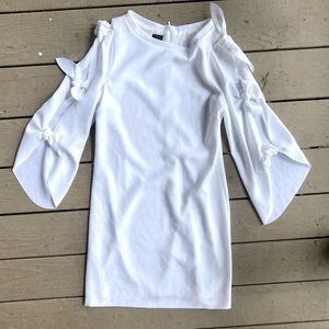 pinko Women's Knotted Sleeve White Shift Dress 6